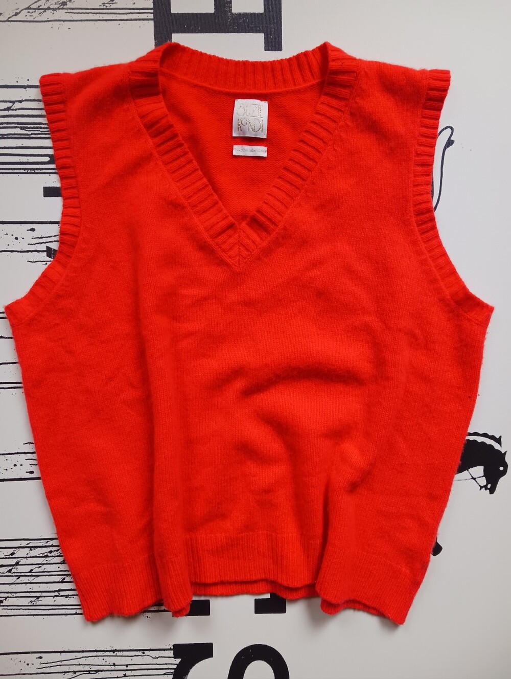 Suzie Kondi Orange 100% Cashmere Vest Size M